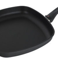 Swiss Diamond - 11" x 11" XD Non-Stick Square Fry Pan (28 cm x 28 cm) - XD6328