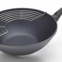 Swiss Diamond - 11.8" Induction Nonstick Wok with Lid & Tempura Rack (4.9 QTs) - 61130ic