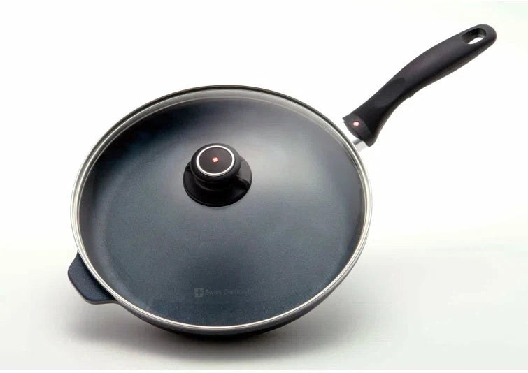 Swiss Diamond - 12.5" XD Non-Stick Fry Pan with Lid (32 cm) - XD6432C