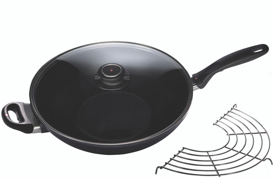 Swiss Diamond - 12.5" XD Non-Stick Induction Wok with Lid & Rack (32 cm) - XD61132iC