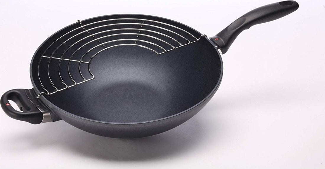 Swiss Diamond - 12.5" XD Non-Stick Induction Wok with Lid & Rack (32 cm) - XD61132iC