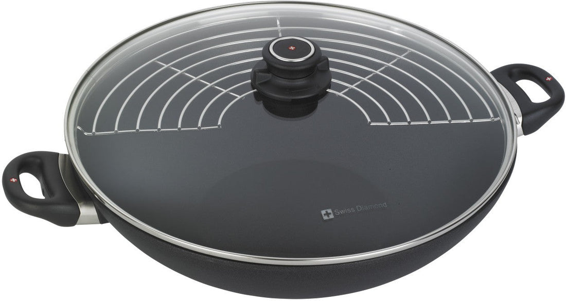 Swiss Diamond - 14" XD Non-Stick Induction Wok with Lid & Rack (36 cm) - XD61136ic