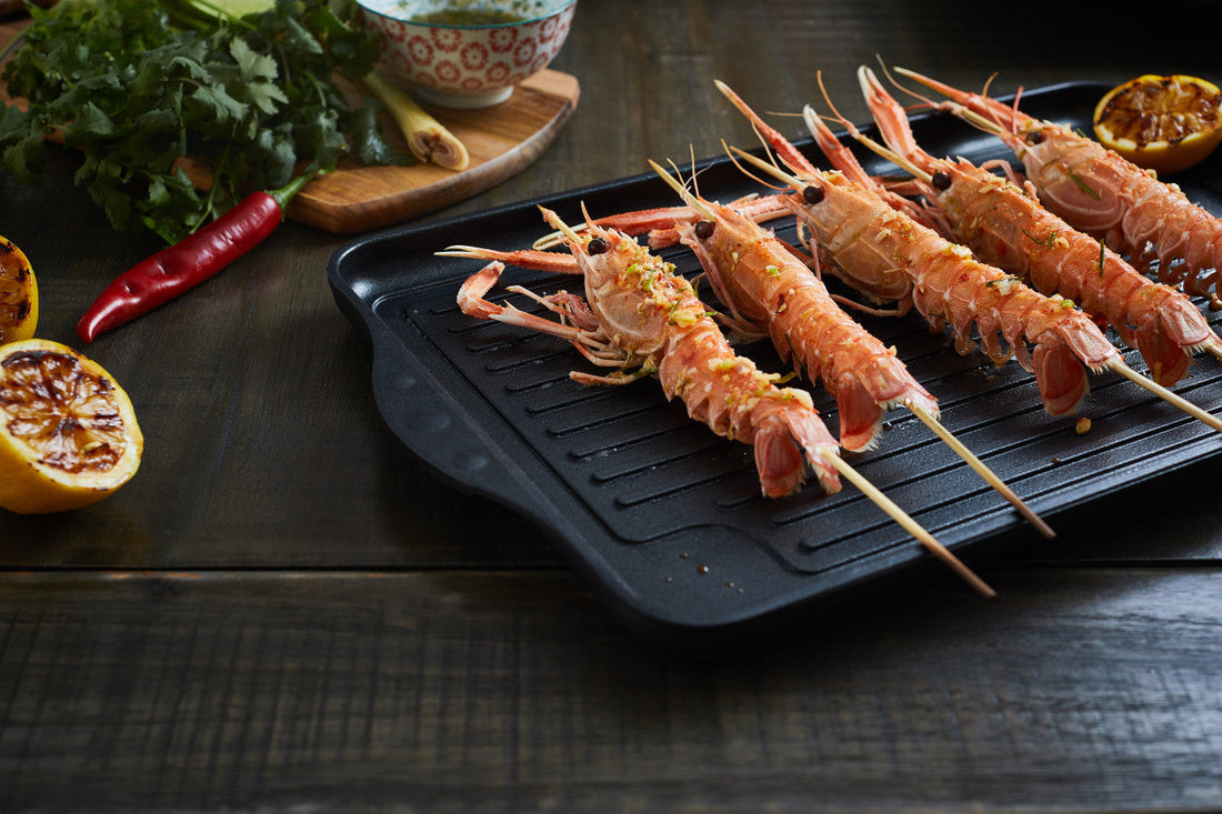 Swiss Diamond - 17" x 11" XD Double Burner Griddle (43 cm x 28 cm) - XD64328