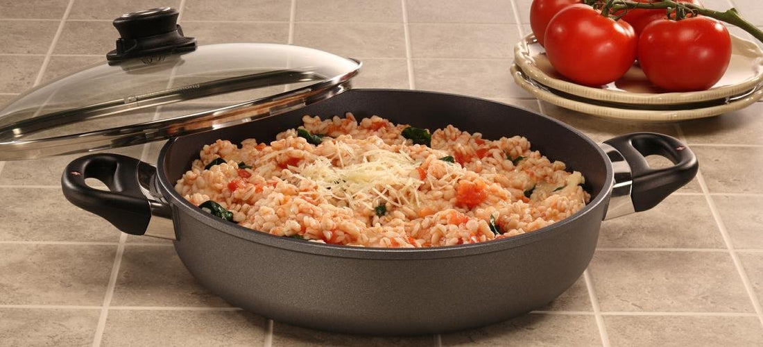 Swiss Diamond - 3.5 L Classic Nonstick Sauteuse with Lid (11") - 6628C