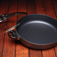 Swiss Diamond - 4.5 L Classic Nonstick Sauteuse with Lid - (12.5") - 6632C