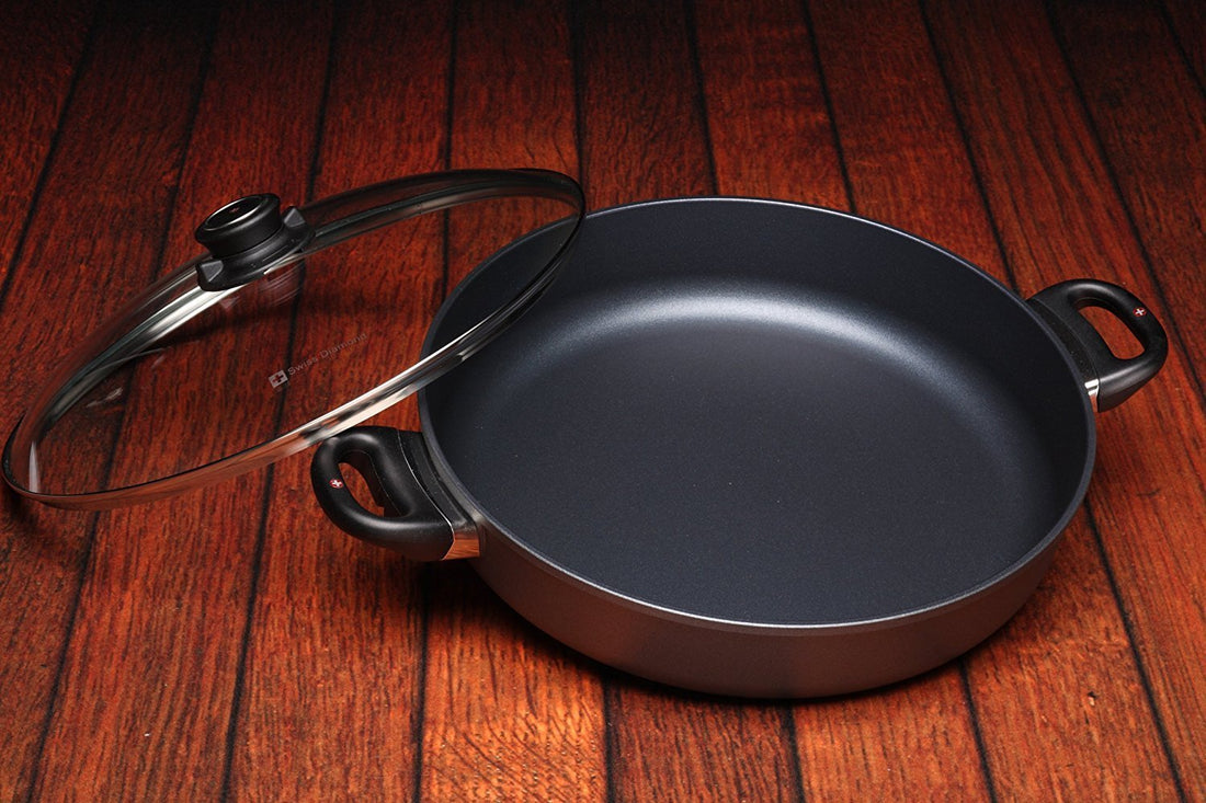 Swiss Diamond - 4.5 L Induction Nonstick Sauteuse with Lid - (12.5") - 6632ic