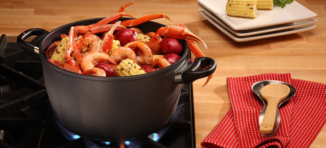 Swiss Diamond - 8 L Classic Nonstick Stock Pot with Lid - (11") - 6128C