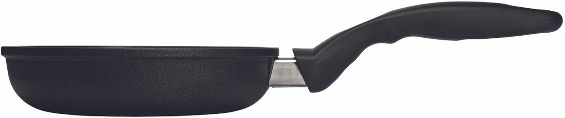 Swiss Diamond - 8" XD Non-Stick Fry Pan with Lid (20 cm) - XD6420C