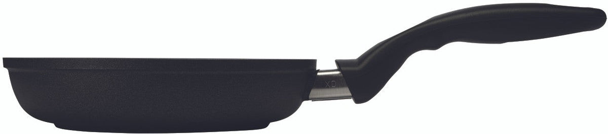 Swiss Diamond - 9.5" XD Non-Stick Fry Pan with Lid (24 cm) - XD6424C