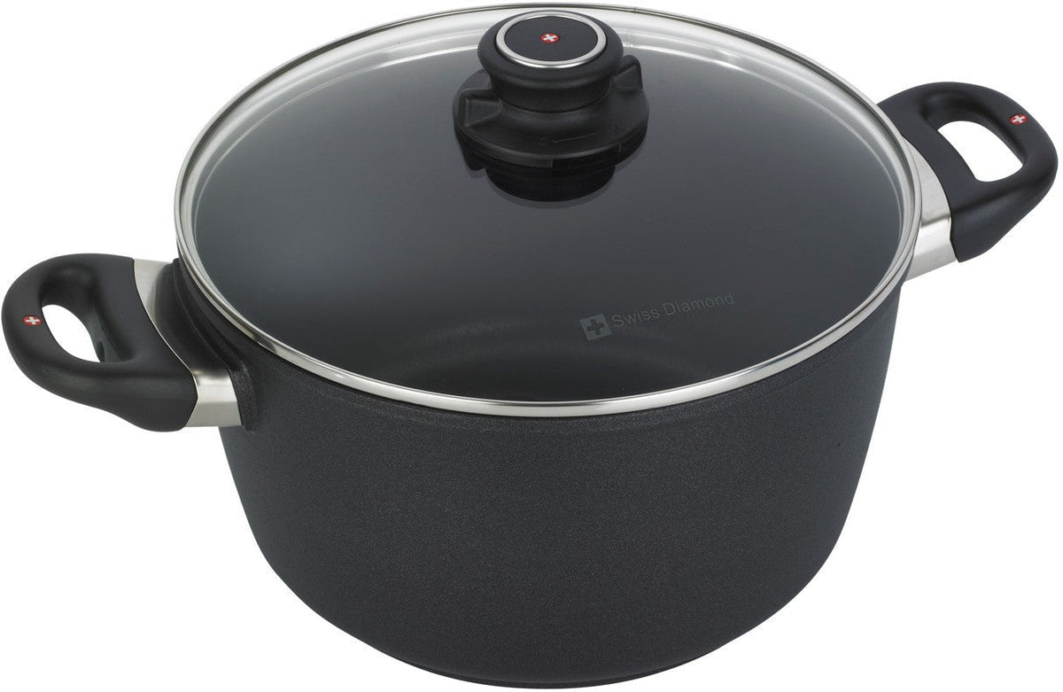 Swiss Diamond - 9.5" XD Non-Stick Induction Soup Pot with Lid (24 cm) - XD6124iC