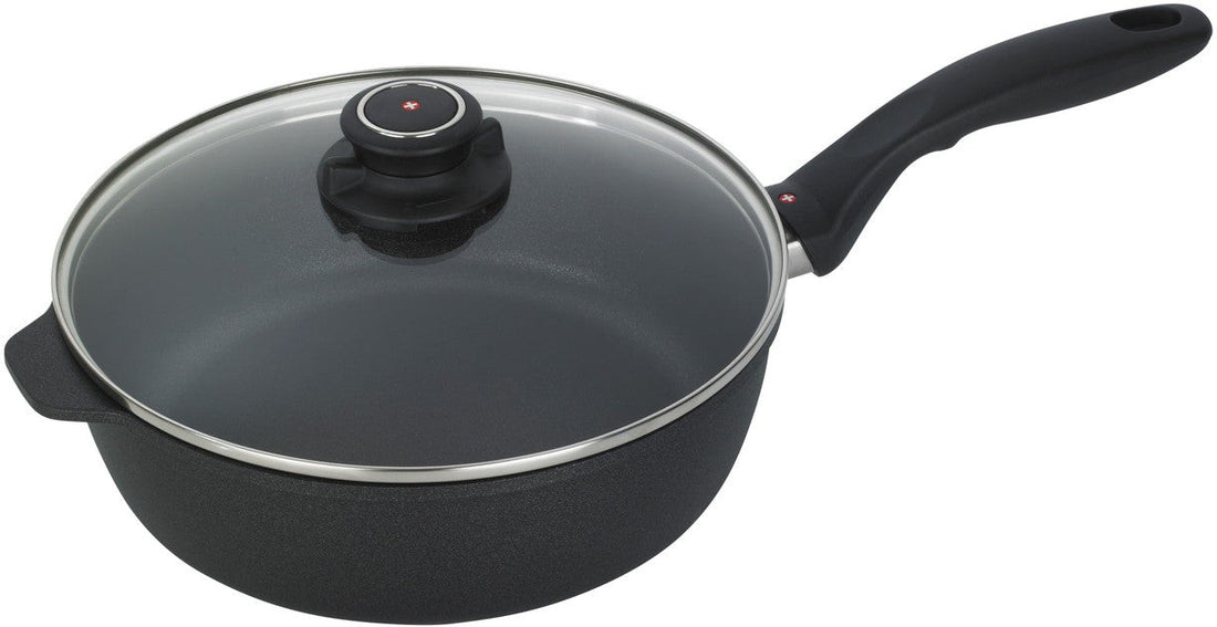 Swiss Diamond - 9.5" XD Non-Stick Sauté Pan with Lid (24 cm) - XD6724C