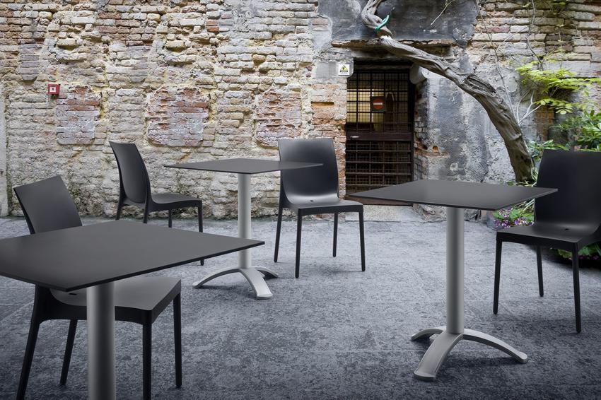 Tarrison - 27" Round Black 10 Compactop Fenix Table Top - AOPTC403720