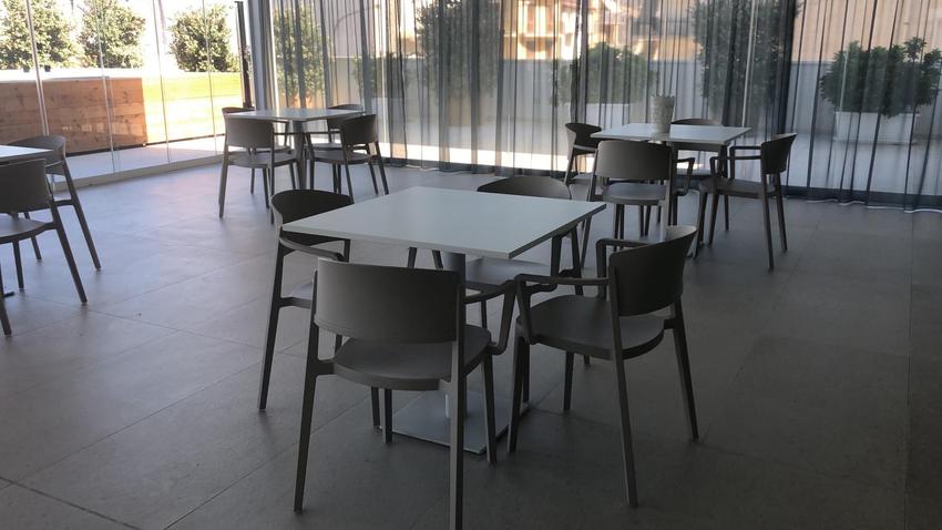 Tarrison - Abuela Black Arm Chair - AS29310A