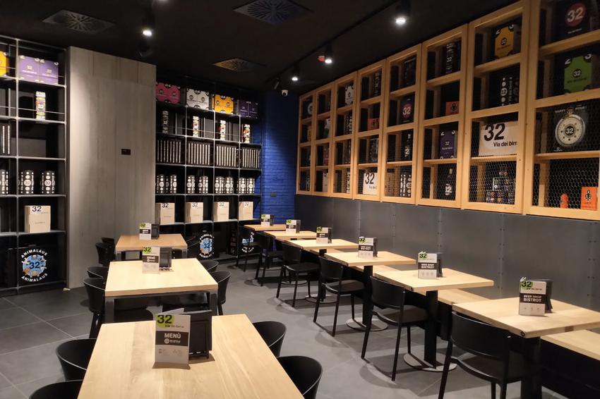 Tarrison - Abuela Black Side Chair - AS29210A