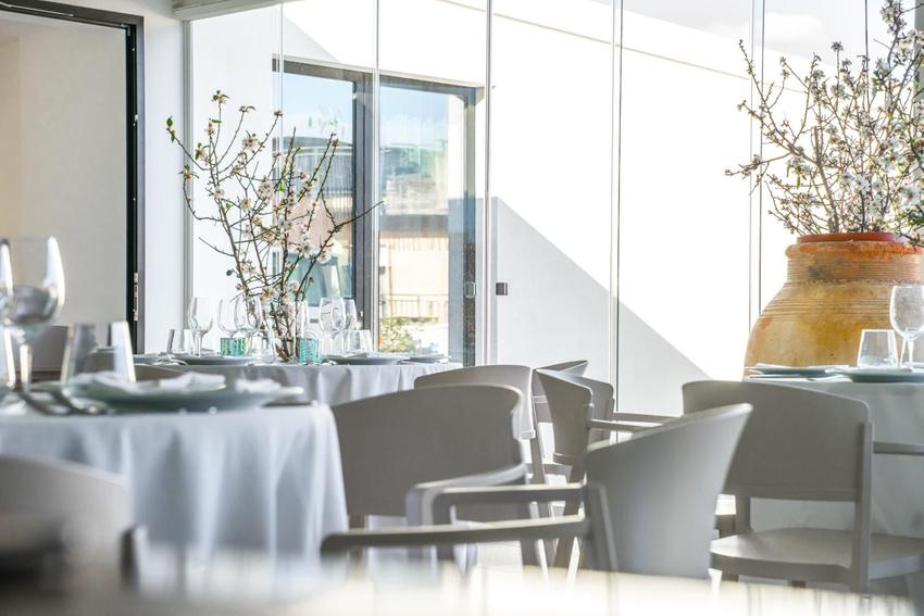 Tarrison - Abuela Pearl Grey Side Chair - AS29214A