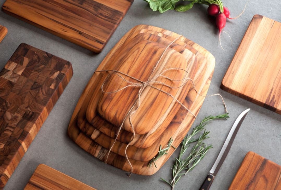 TeakHaus - 12" x 12" Elegant Collection Edge Grain Cutting Board - TH207