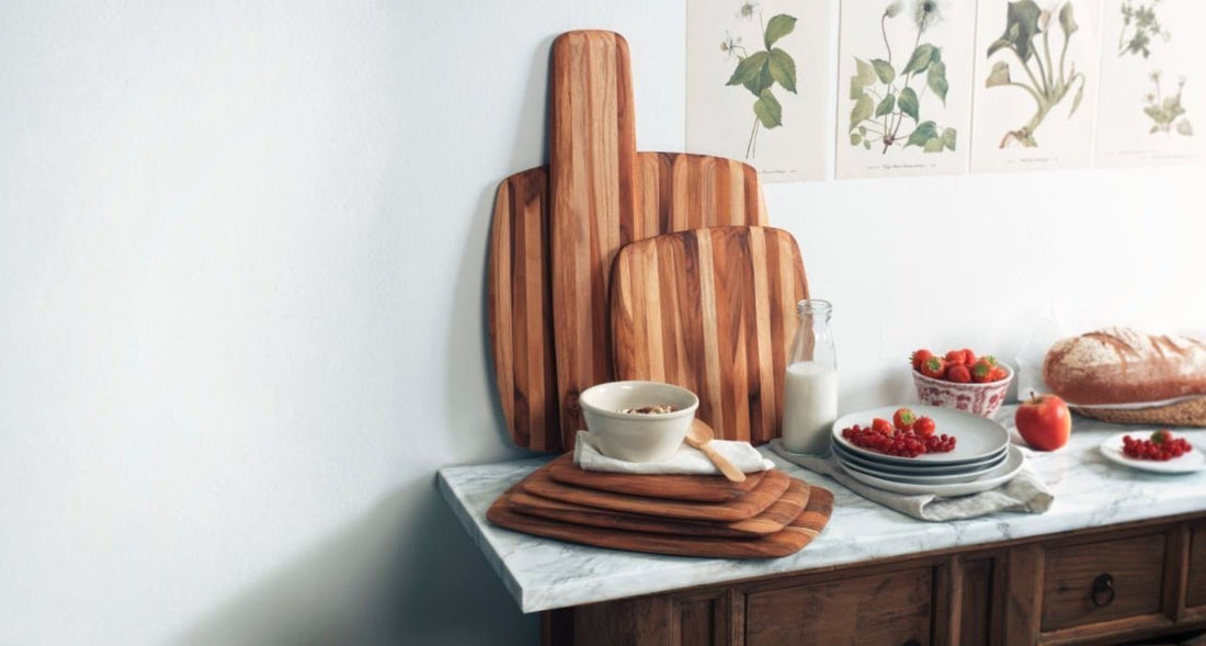 TeakHaus - 12" x 12" Elegant Collection Edge Grain Cutting Board - TH207