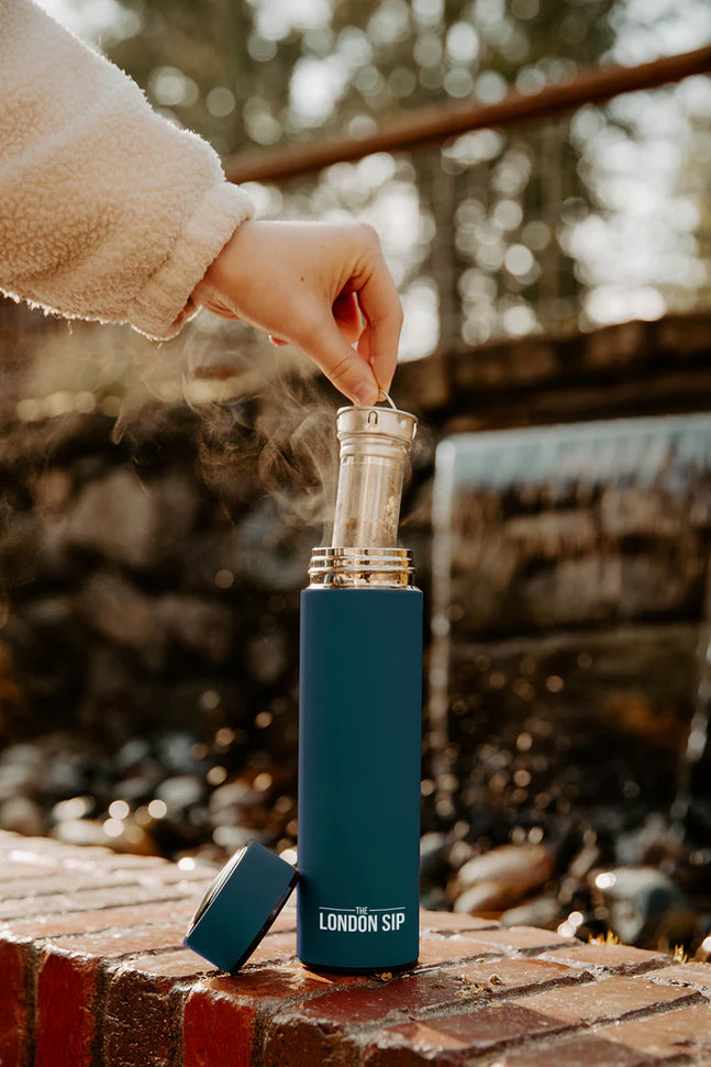 The London Sip - 16 Ounce Midnight Teal Tea Infuser Bottle - TB16-T