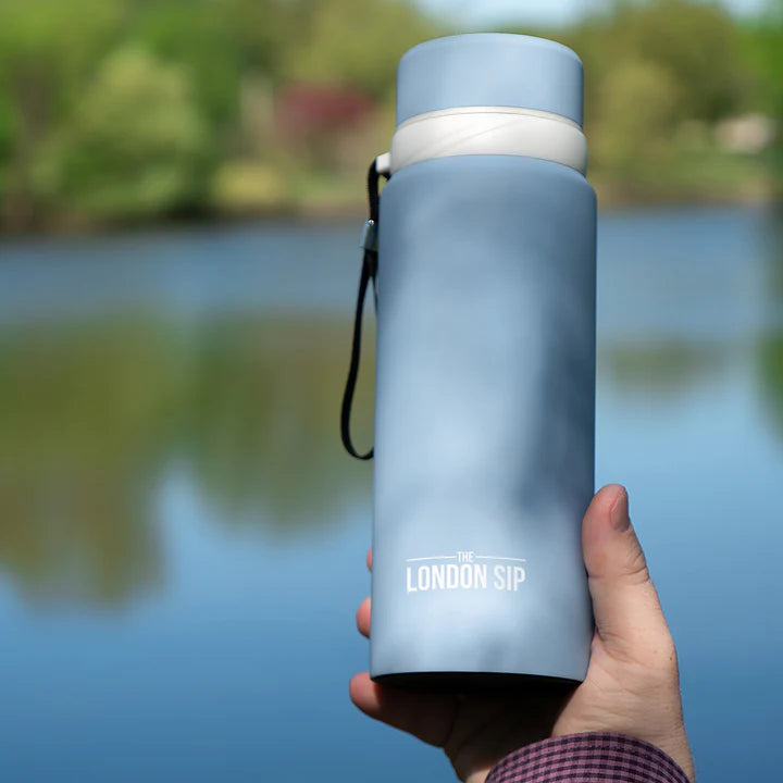 The London Sip - 25 Ounce Blue Sunrise Tea Infuser Bottle - TB25-USR