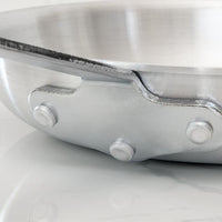 Thermalloy - 10" Aluminum Fry Pan with ThermoGrip Silicone Sleeve - 5813810