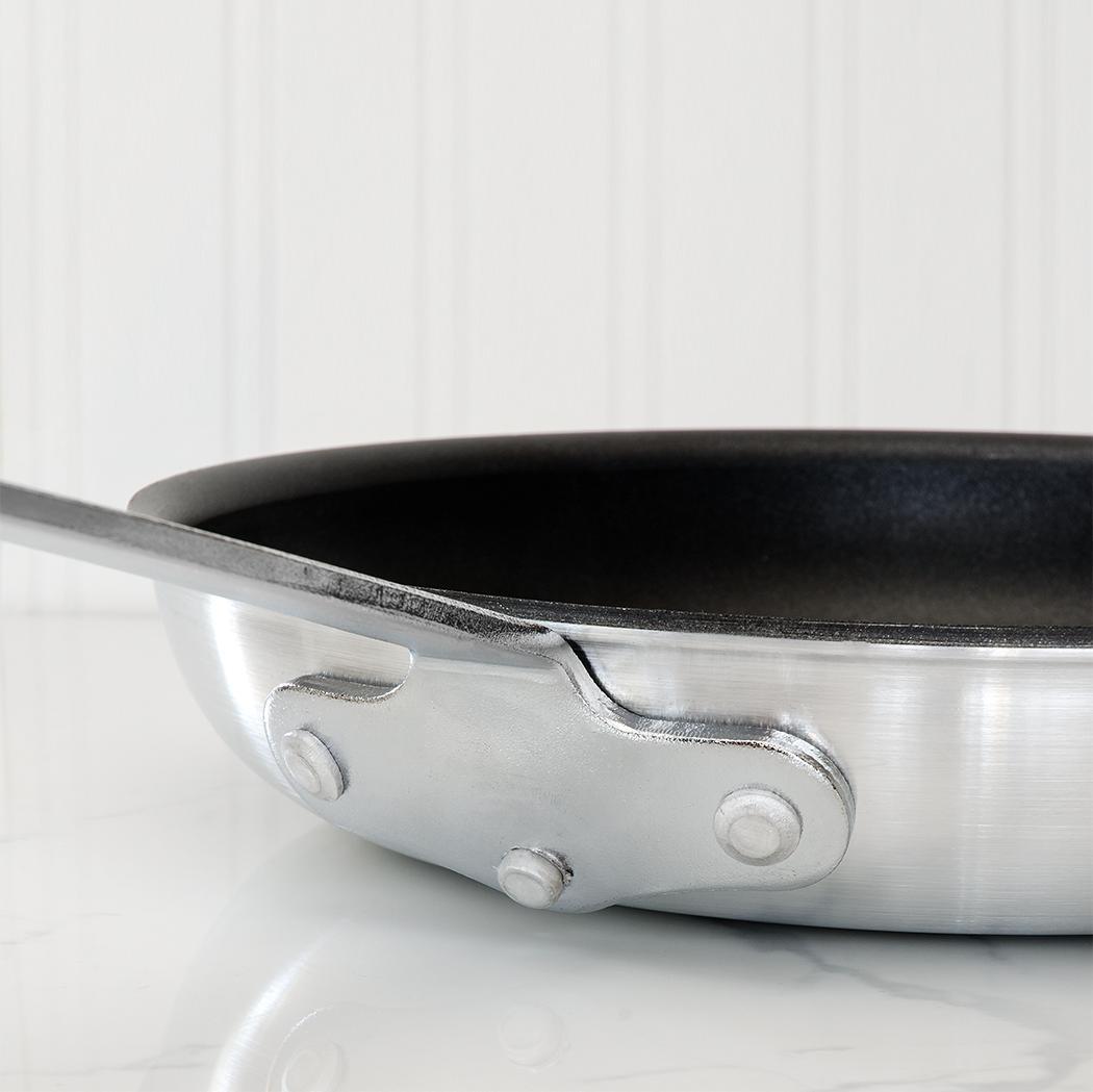 Thermalloy - 14" Eclipse Non-Stick Heavy Duty Aluminum Fry Pan With Sleeve - 5814834