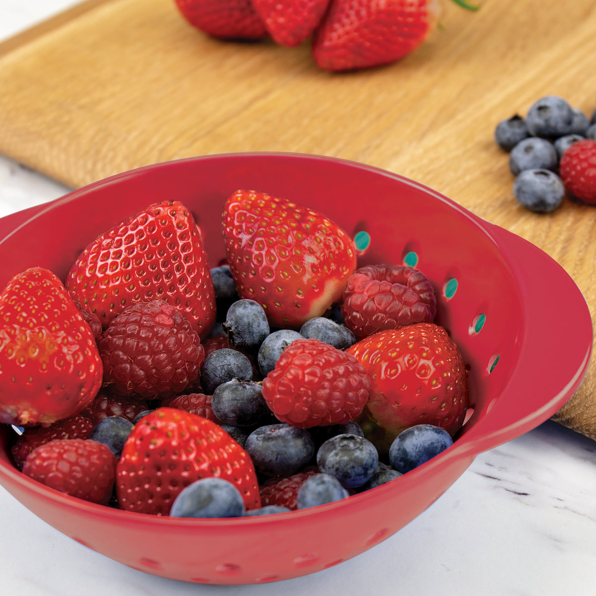 Tovolo - Mini Melamine Cayenne Berry Colander - TV16005-400