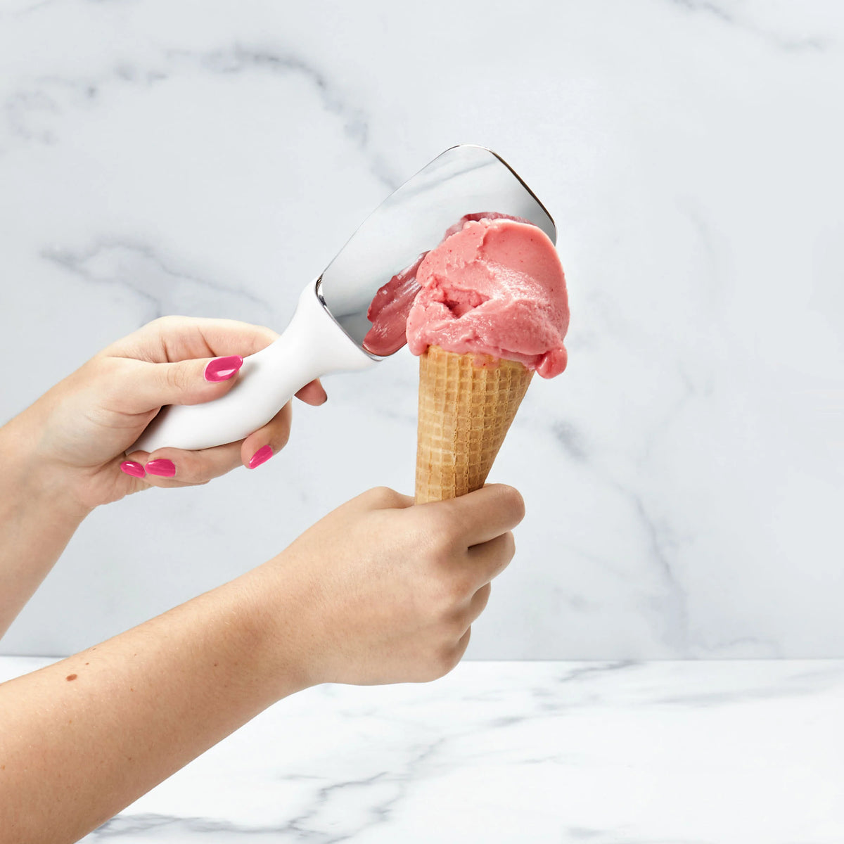 Tovolo - Tilt Up White Ice Cream Spade - TV82-1001025