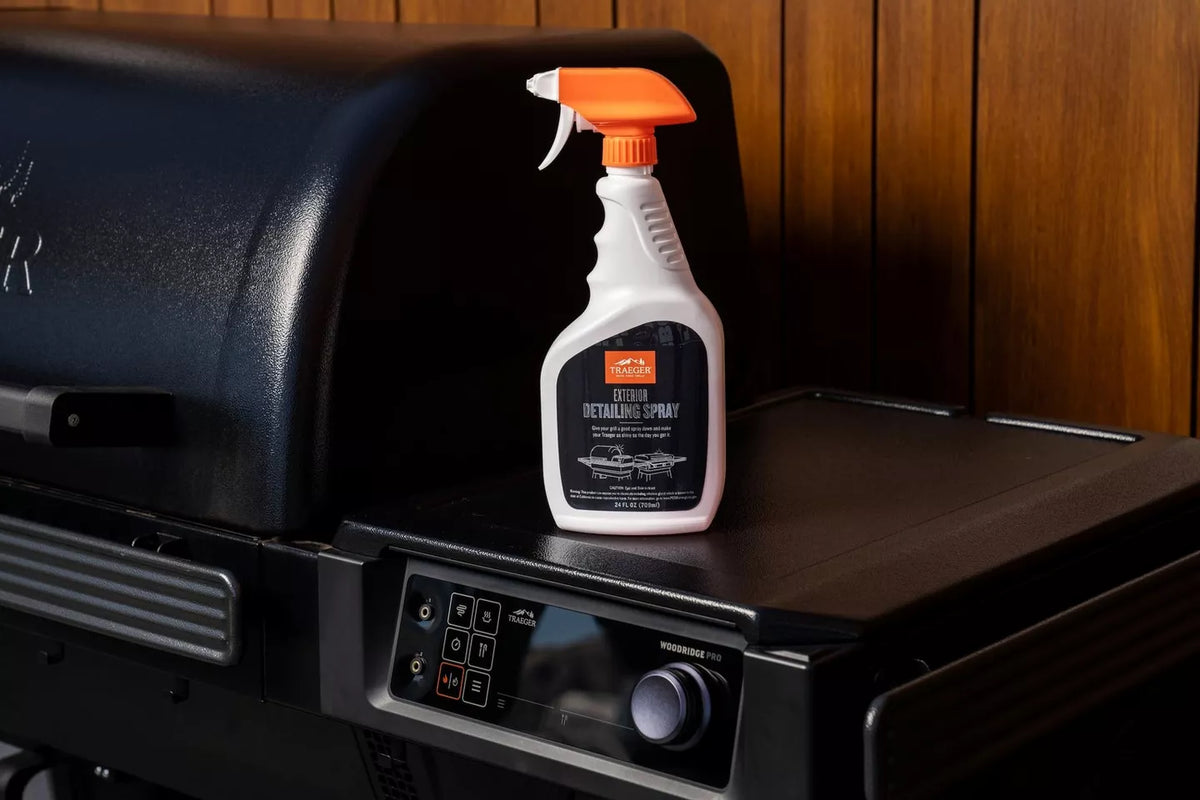 Traeger - 24 Oz Grill Exterior Detailing Spray - BAC810