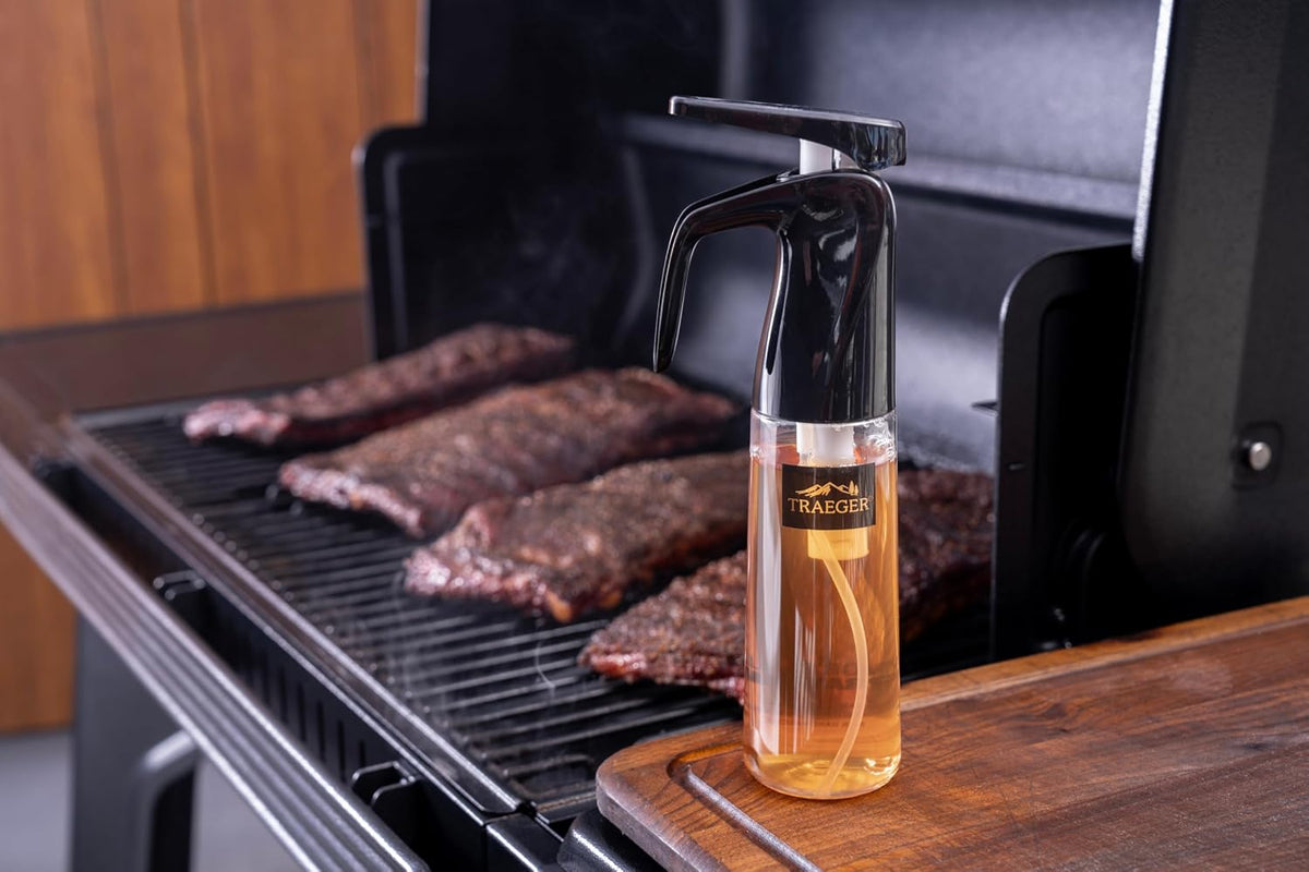 Traeger - BBQ Spritzer Spray Bottle - BAC836P