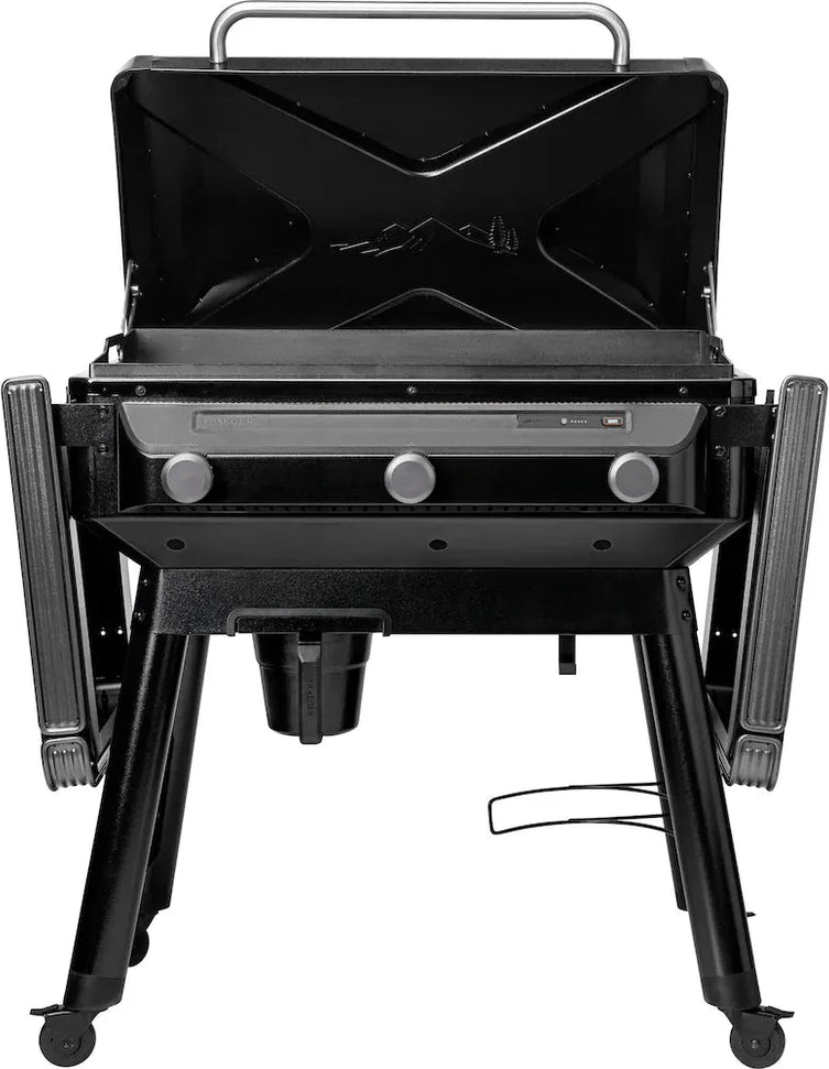 Traeger - Flatrock 3 Zone 33" Flat Top Propane Griddle - TF3CN59AN