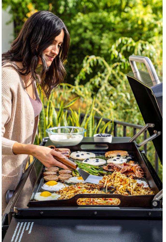 Traeger - Flatrock 3 Zone 33" Flat Top Propane Griddle - TF3CN59AN