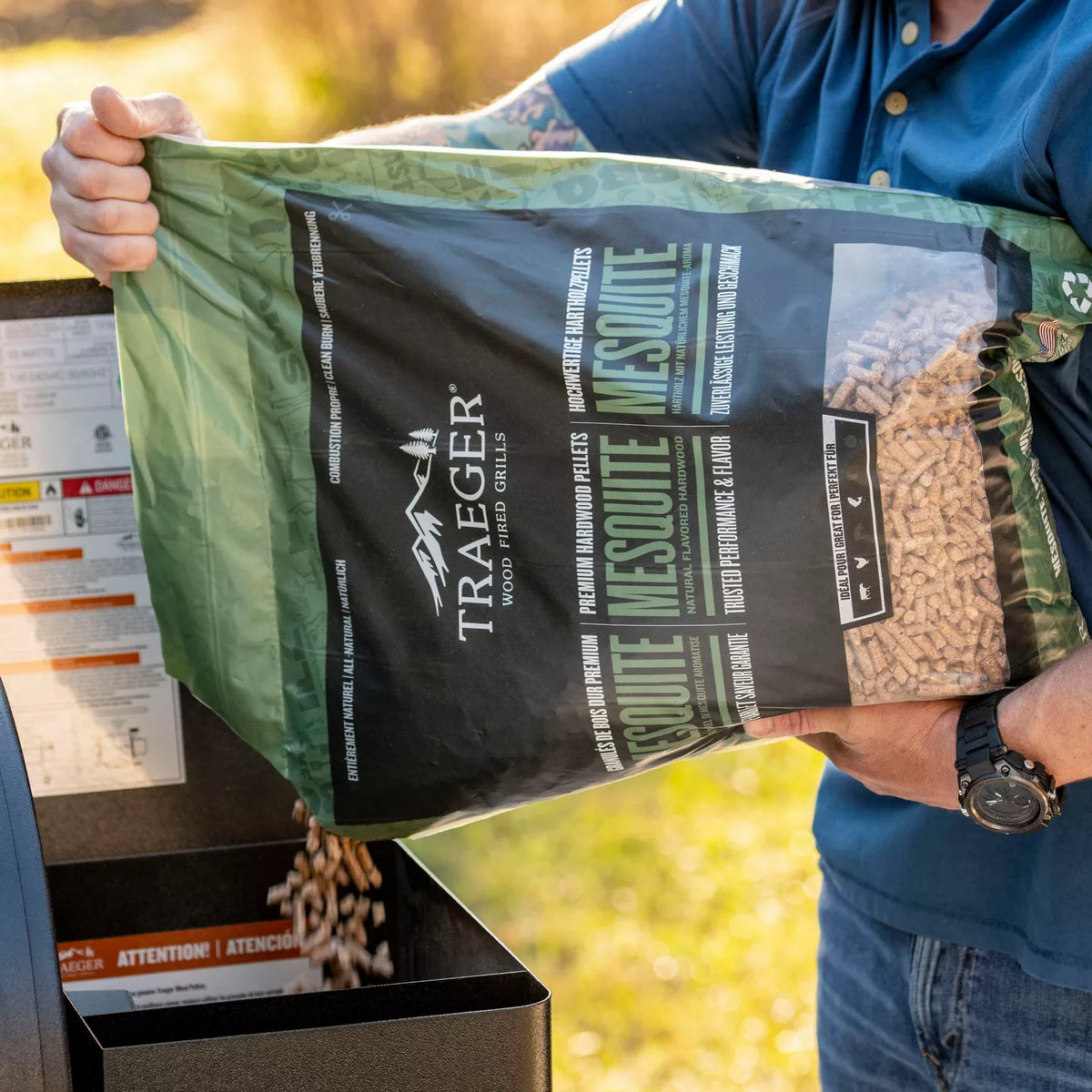 Traeger - Mesquite Brown BBQ Wood Pellets, 9 kg - PEL336