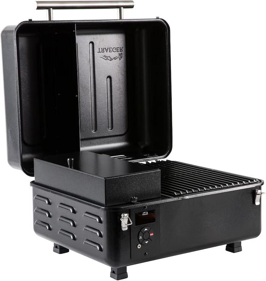 Traeger - Ranger Portable Wood Pellet Grill - TFT18KLDC