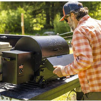 Traeger - Tailgater 20 Black Portable Electric Wood Pellet Grill and Smoker - TFB30KLF