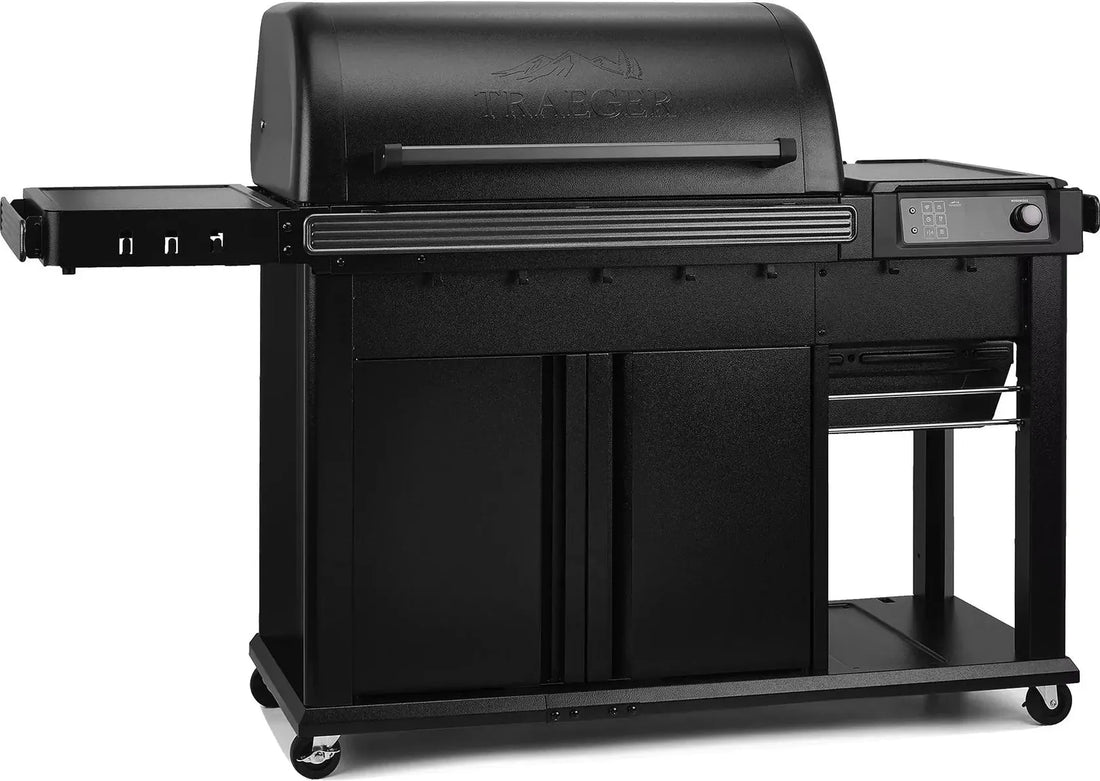 Traeger - Woodridge Pro Plus Black Freestanding Wood Pellet Grill - TFC97JLKC