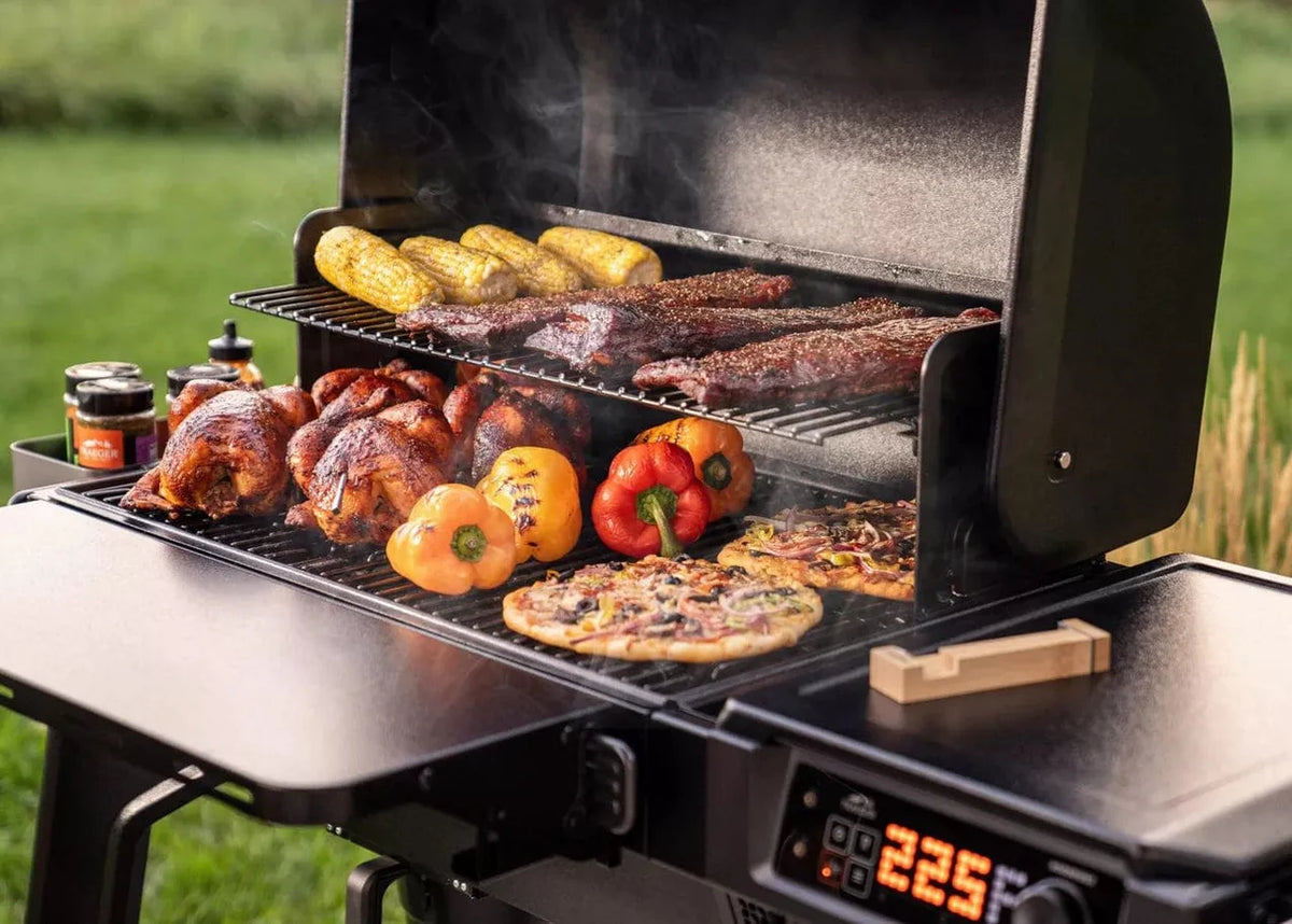 Traeger - Woodridge Wood Pellet Grill - TFB86MLHC