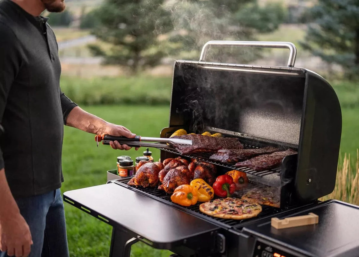Traeger - Woodridge Wood Pellet Grill - TFB86MLHC