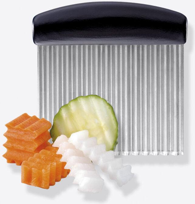 Triangle - Green Grip Crinkle Cutter - TR50-819-90