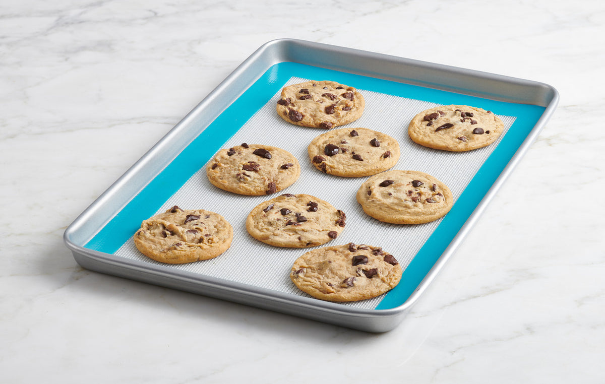 Trudeau - 10" x 15" Silicone Baking Mat - 05119060