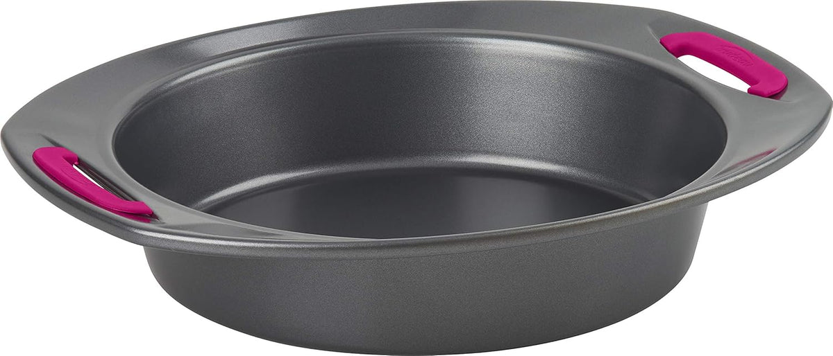 Trudeau - 9" Metal 1.2 L Round Cake Pan - 05117636