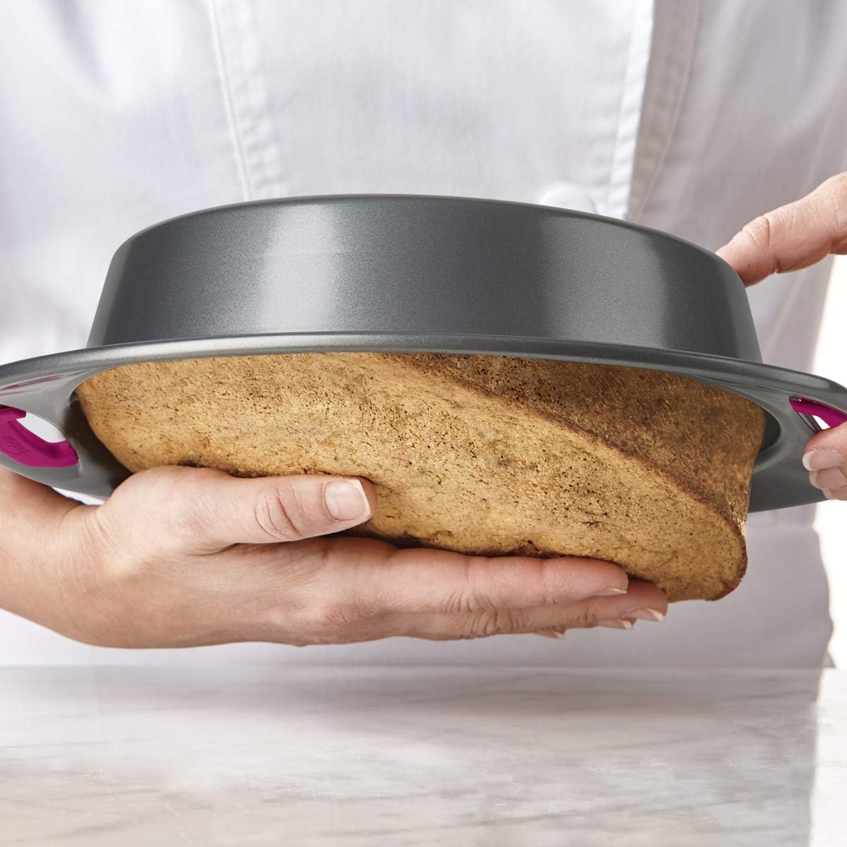 Trudeau - 9" Metal 1.2 L Round Cake Pan - 05117636