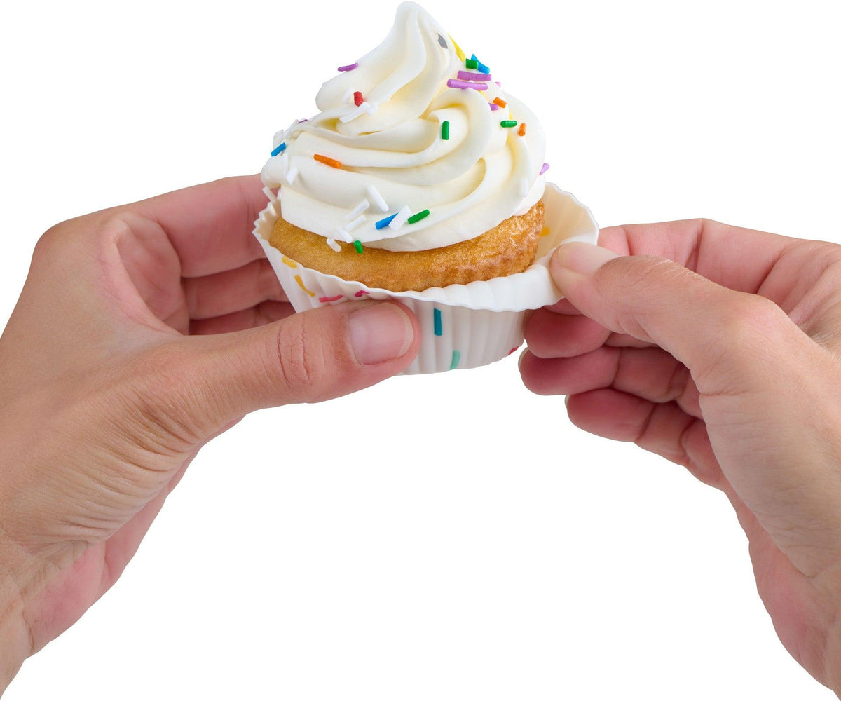 Trudeau - Pack of 12 Standard White Silicone Muffin Cups - 05119064