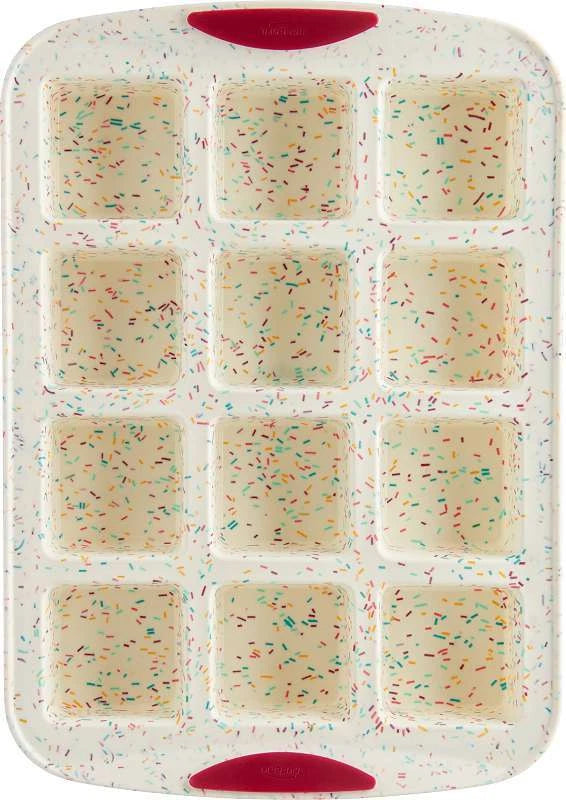 Trudeau - Structure Silicone Confetti Fuchsia 12 Cavity Brownie Pan - 05120125