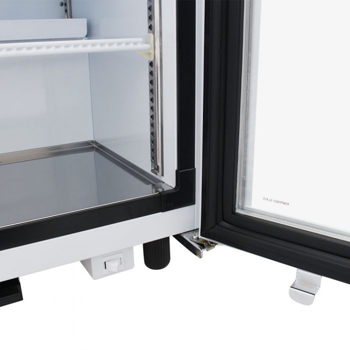 Turbo Air - 25" Super Deluxe White Countertop Display Refrigerator with Swing Door - TGM-5SDW-N6 (ETA 5-6 Weeks)