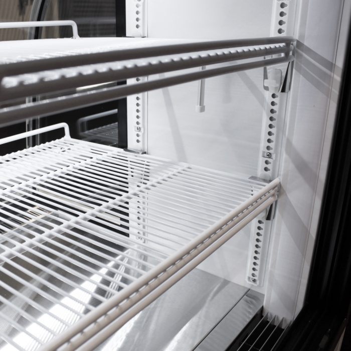 Turbo Air - 36.5" White Refrigerated Curved Glass Bakery Case-Dry - TCGB-36DR-W (ETA 5-6 Weeks)