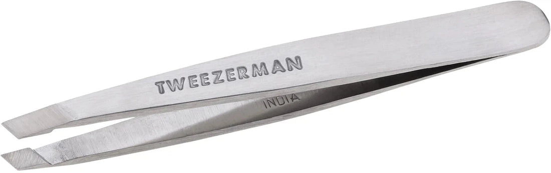 Tweezerman - Classic Stainless Steel Mini Slant Tweezer - 1005918