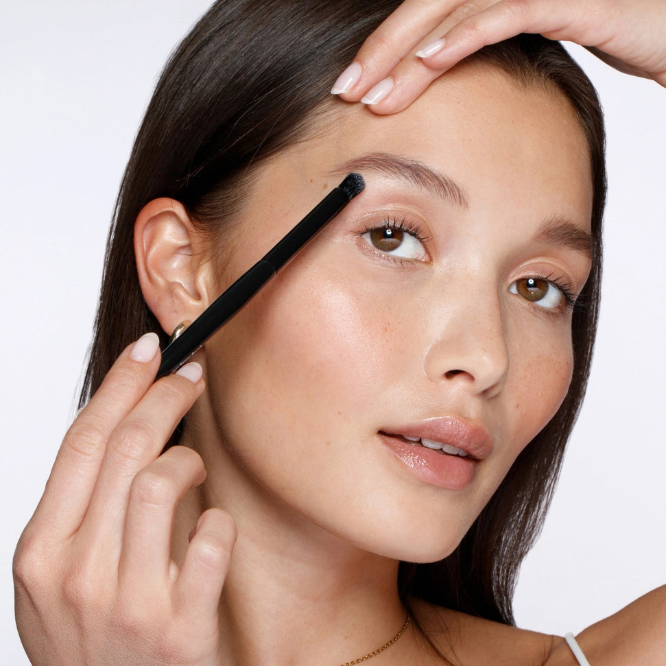 Tweezerman - Shaping Round Brow Brush - 1023380