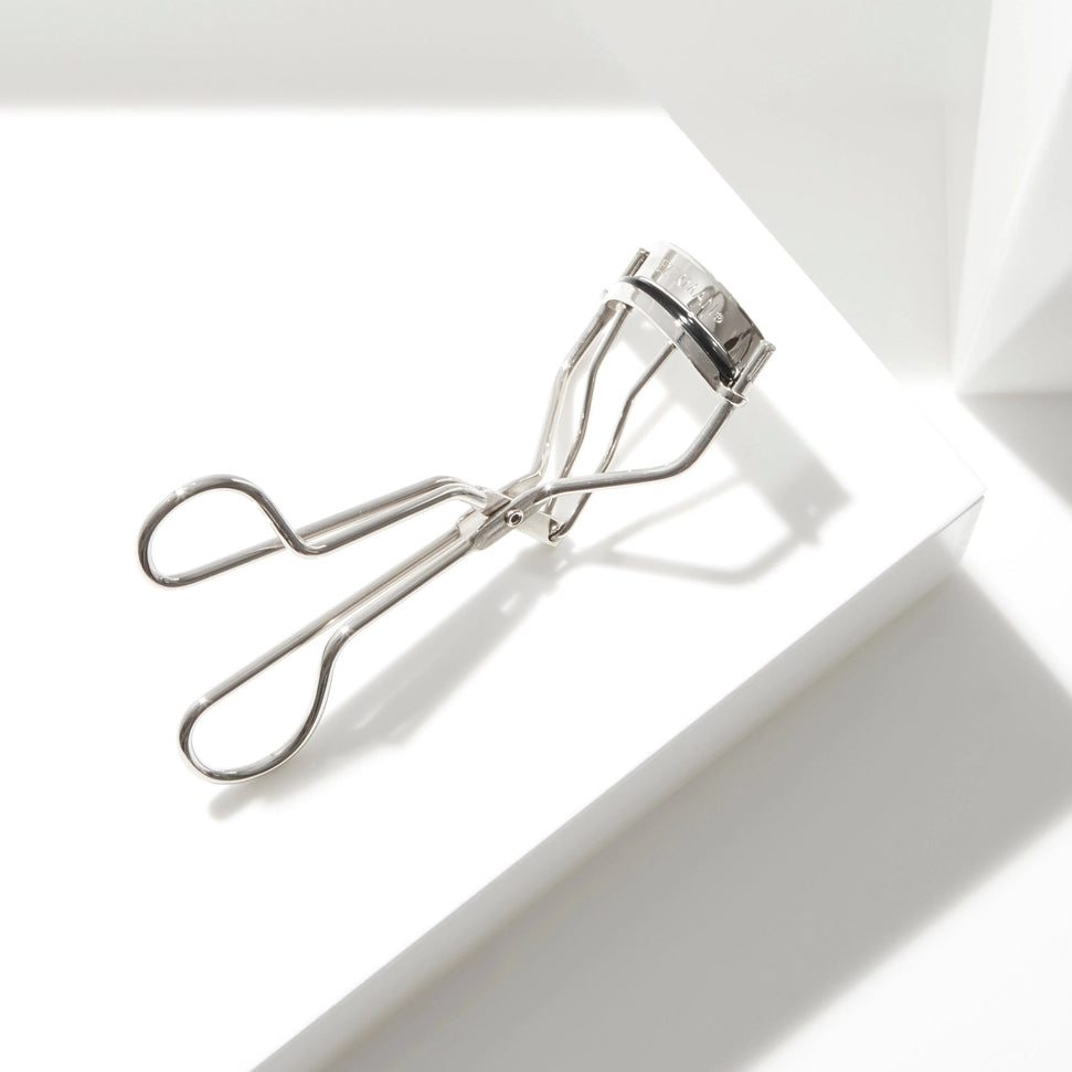 Tweezerman - Silver Classic Eyelash Curler - 1023349