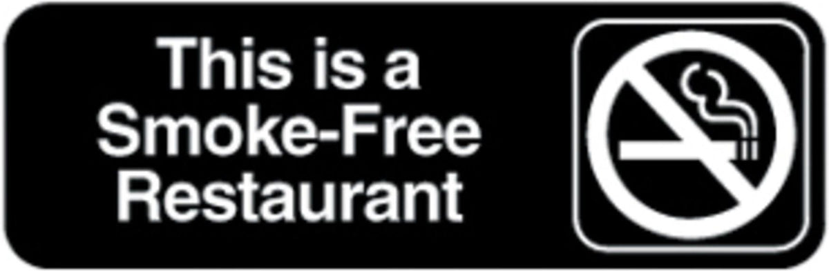 Vollrath - "This Is a Smoke-Free Restaurant" Symbol Sign - 4524