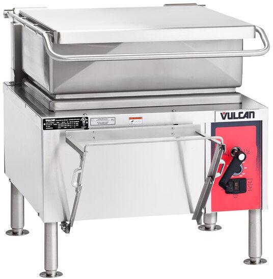 Vulcan - 30 Gallon Gas Floor Model Tilting Skillet Braising Pan with Manual Controls - VG30